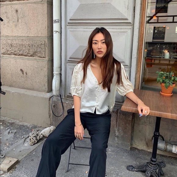 Aritzia Tops - Wilfred Bria Blouse